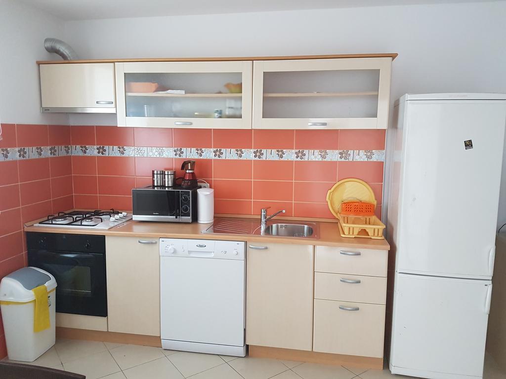 Apartment Roma Каштела Экстерьер фото