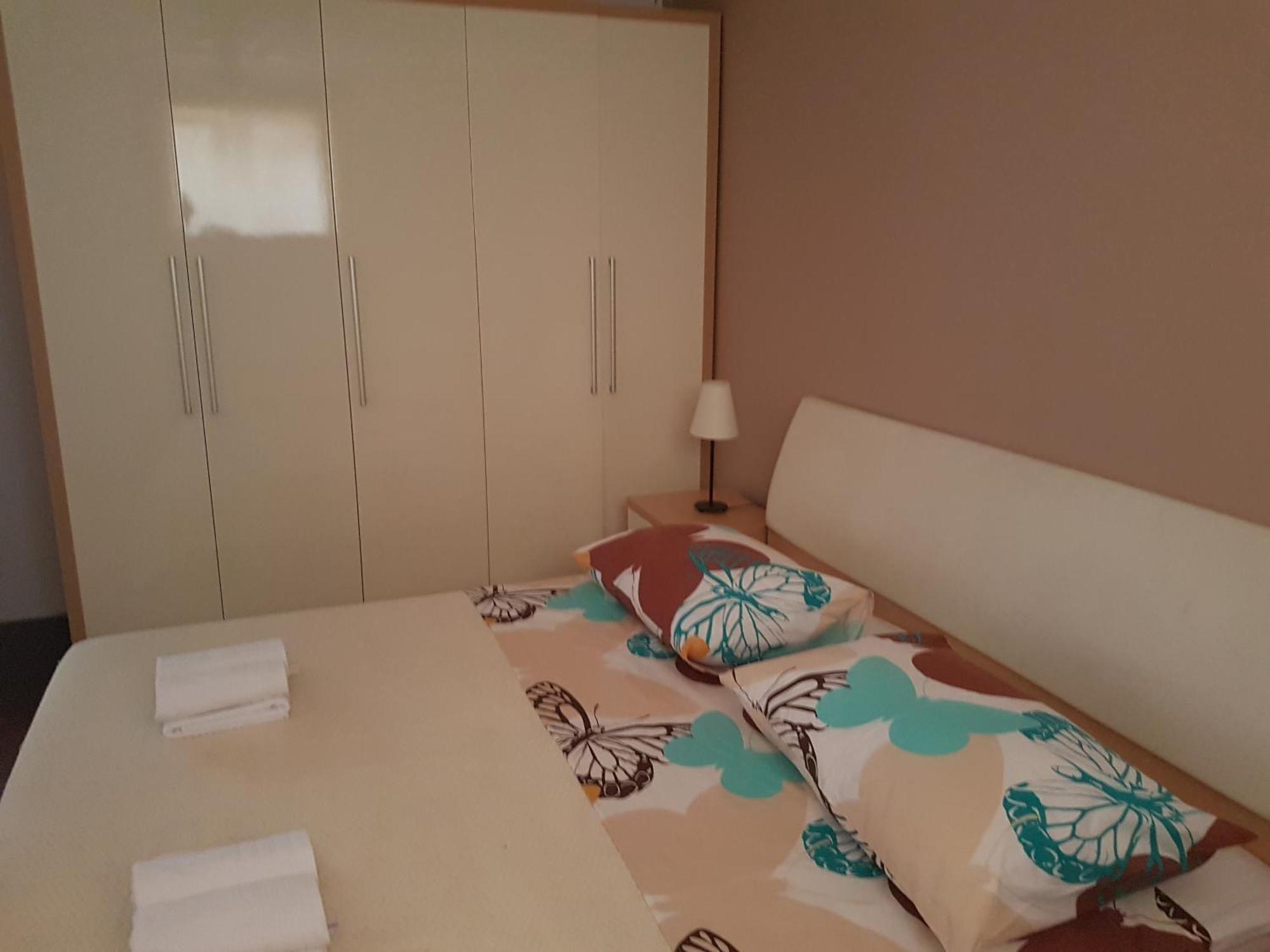 Apartment Roma Каштела Экстерьер фото